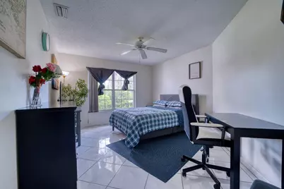 2824 Waters Edge Circle, Greenacres, FL 33413 - Photo 22