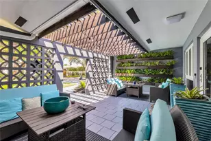 1930 NE 28th Ct, Deerfield Beach, FL 33064 - Photo 4