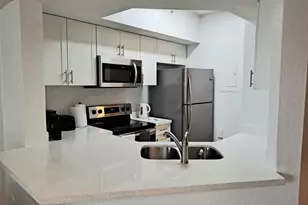 705 SW 148th Ave, Sunrise, FL 33325 - Photo 2