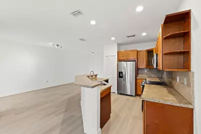 10821 NW 76th Lane #10821, Doral, FL 33178 - Photo 4