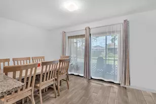 9831 Riverside Dr, Coral Springs, FL 33071 - Photo 10