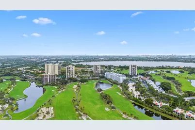 2400 Presidential Way #1502, West Palm Beach, FL 33401 - Photo 4
