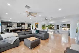 119 NW 21st Ct, Wilton Manors, FL 33311 - Photo 4