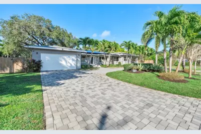 119 NW 21st Court, Wilton Manors, FL 33311 - Photo 2