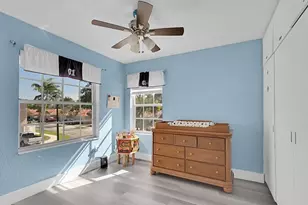 518 NW 130th Way, Pembroke Pines, FL 33028 - Photo 14