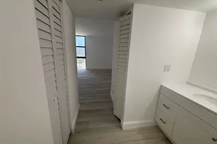 20301 W Country Club Dr Unit, Aventura, FL 33180 - Photo 12