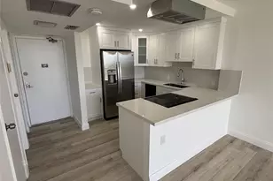 20301 W Country Club Dr Unit, Aventura, FL 33180 - Photo 4