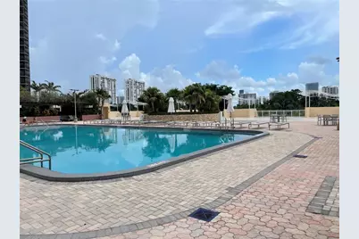 20301 W Country Club Drive #1127, Aventura, FL 33180 - Photo 24
