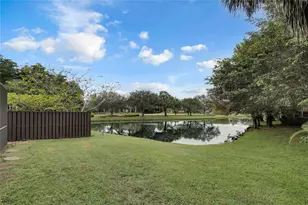 10481 NW 17th St, Plantation, FL 33322 - Photo 28