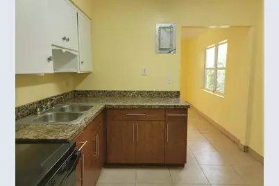 1907 Cleveland Street #rear, Hollywood, FL 33020 - Photo 1