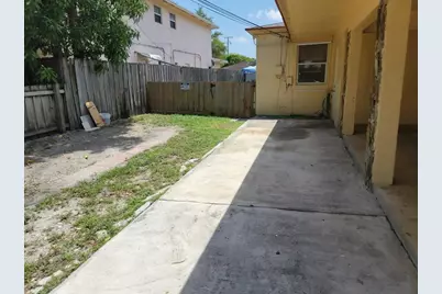 1907 Cleveland Street #rear, Hollywood, FL 33020 - Photo 6