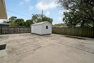 450 NW 51st Ct, Fort Lauderdale, FL 33309 - Photo 32