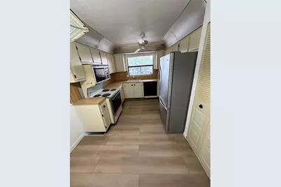 10145 Sunrise Lakes #308, Sunrise, FL 33322 - Photo 8