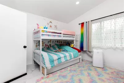 1362 NW 126th Way, Sunrise, FL 33323 - Photo 12