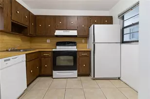 16750 NE 10th Ave, Miami, FL 33162 - Photo 12