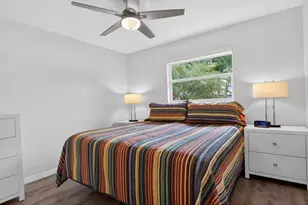 1921 NW 43rd St, Oakland Park, FL 33309 - Photo 48