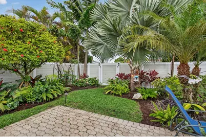 1921 NW 43rd Street, Oakland Park, FL 33309 - Photo 14