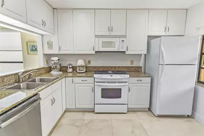 21827 Arriba Real #L, Boca Raton, FL 33433 - Photo 14