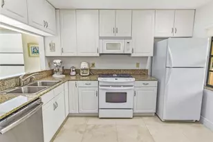 21827 Arriba Real, Boca Raton, FL 33433 - Photo 14