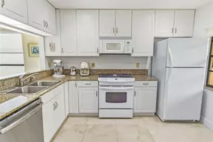 21827 Arriba Real, Boca Raton, FL 33433 - Photo 14