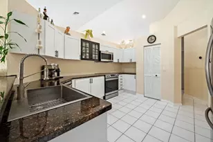 4080 NW 83rd Ln, Coral Springs, FL 33065 - Photo 12