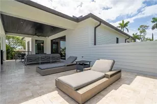 2349 NE 24th St, Lighthouse Point, FL 33064 - Photo 46