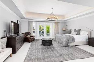 166 Royal Palm Dr, Fort Lauderdale, FL 33301 - Photo 6