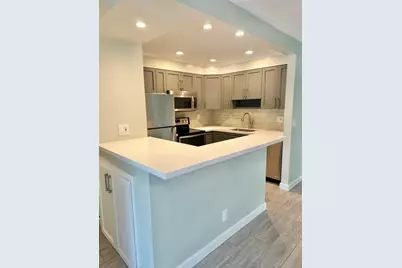 130 Cypress Club Drive #323, Pompano Beach, FL 33060 - Photo 6