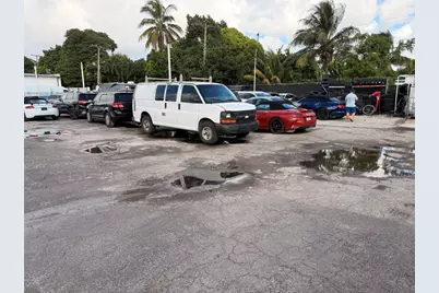 333 NW 79th Street, Miami, FL 33150 - Photo 6