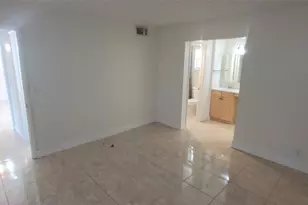 9421 SW Evergreen Pl Unit, Davie, FL 33324 - Photo 16