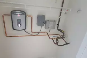 9421 SW Evergreen Pl Unit, Davie, FL 33324 - Photo 10