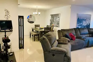 8421 NW 21st Ct, Sunrise, FL 33322 - Photo 4