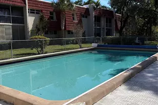 21 Jacaranda Dr, Plantation, FL 33324 - Photo 22