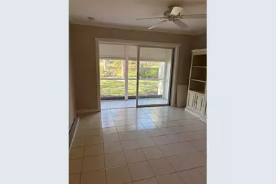 21 Jacaranda Drive #121, Plantation, FL 33324 - Photo 8