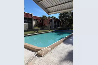 21 Jacaranda Drive #121, Plantation, FL 33324 - Photo 22
