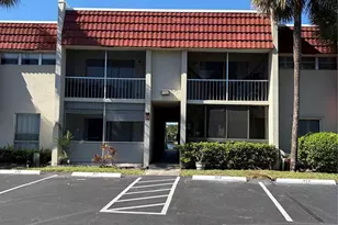 21 Jacaranda Dr, Plantation, FL 33324 - Photo 6