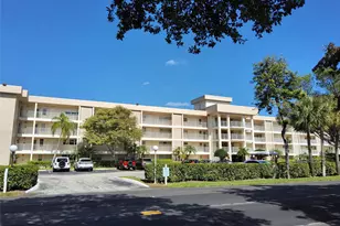 3151 S Palm Aire Dr Unit, Pompano Beach, FL 33069 - Photo 2