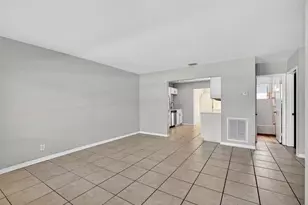 1632 NE 33rd St, Oakland Park, FL 33334 - Photo 18