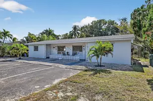 1632 NE 33rd St, Oakland Park, FL 33334 - Photo 2