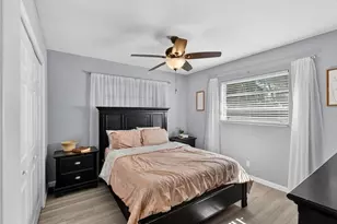 1632 NE 33rd St, Oakland Park, FL 33334 - Photo 14