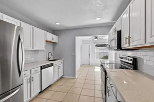 1632 NE 33rd St, Oakland Park, FL 33334 - Photo 16