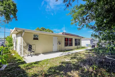 156 NW 80th Avenue, Margate, FL 33063 - Photo 2