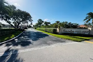 3216 S Lakeview Cir, Fort Pierce, FL 34949 - Photo 30