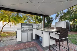 804 SW 16th Ct, Fort Lauderdale, FL 33315 - Photo 42