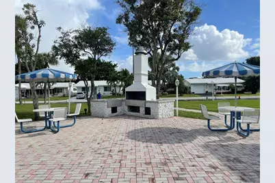 2701 Golf Boulevard #2017, Pompano Beach, FL 33064 - Photo 32