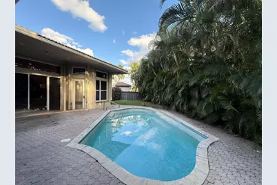 9737 Parkview Avenue, Boca Raton, FL 33428 - Photo 4