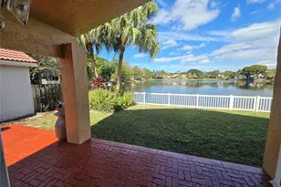 10061 NW 2nd St, Plantation, FL 33324 - Photo 1