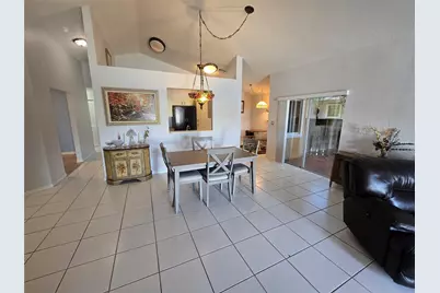 10061 NW 2nd Street, Plantation, FL 33324 - Photo 8