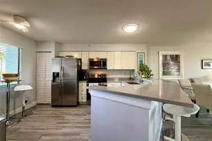 2112 S Cypress Bend Dr, Pompano Beach, FL 33069 - Photo 4