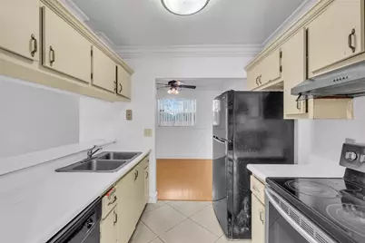 10762 La Placida Drive #7-306, Coral Springs, FL 33065 - Photo 4